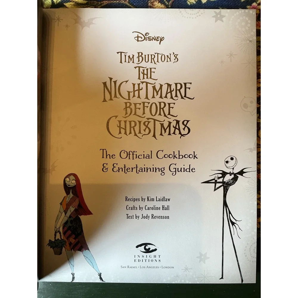 Disney Tim Burton's‎ The Nightmare Before Christmas Official Cookbook & Guide